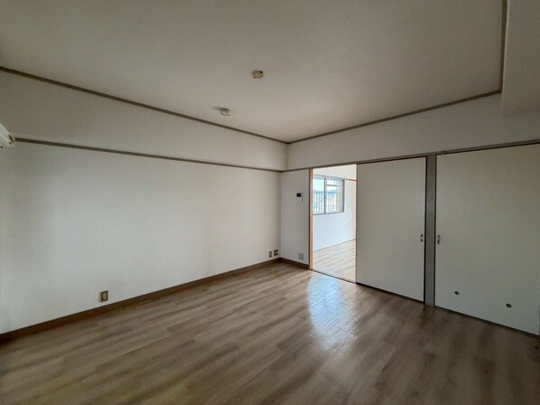 ピュア東姫路の物件内観写真